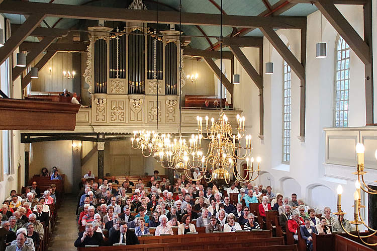 25 jaar Waarder helpt Roemenië met zangavond van Conforza_15